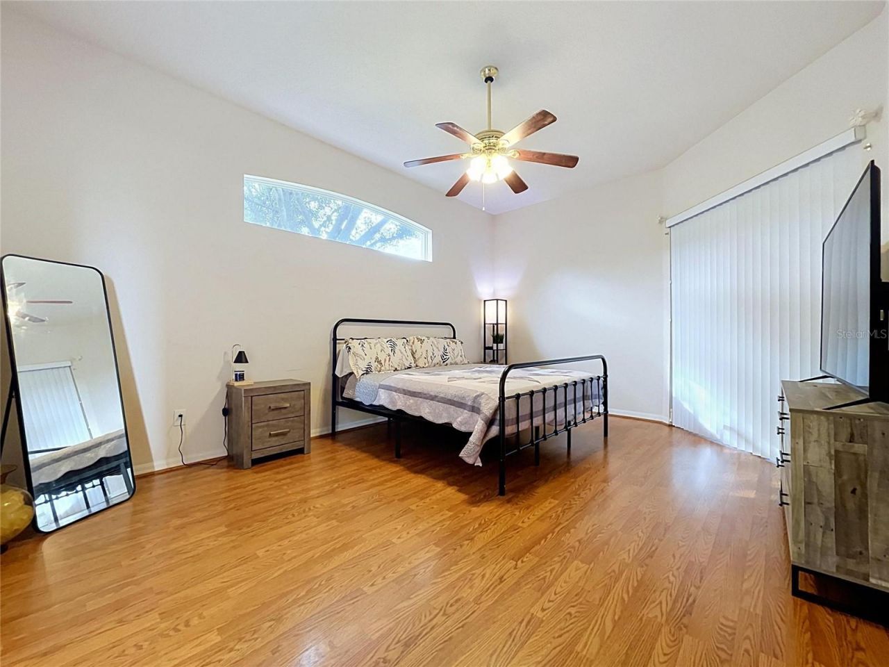 1124 Split Silk Street , Valrico, FL 33594 Photo