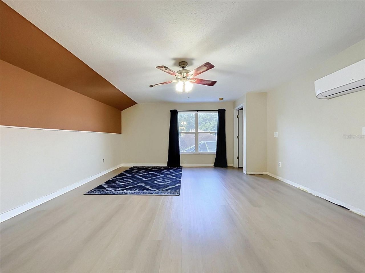 1124 Split Silk Street , Valrico, FL 33594 Photo