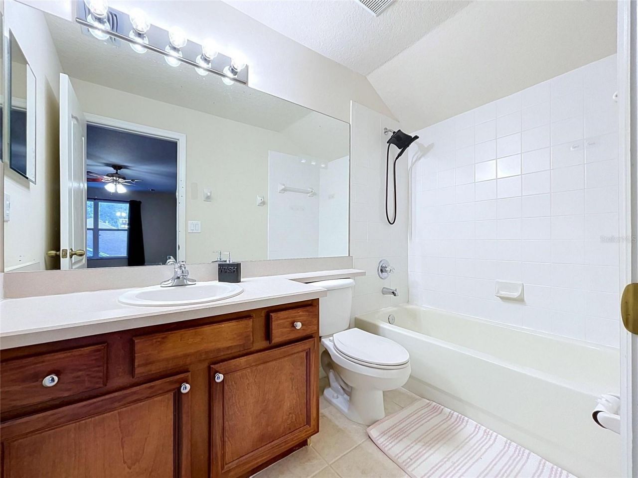 1124 Split Silk Street , Valrico, FL 33594 Photo