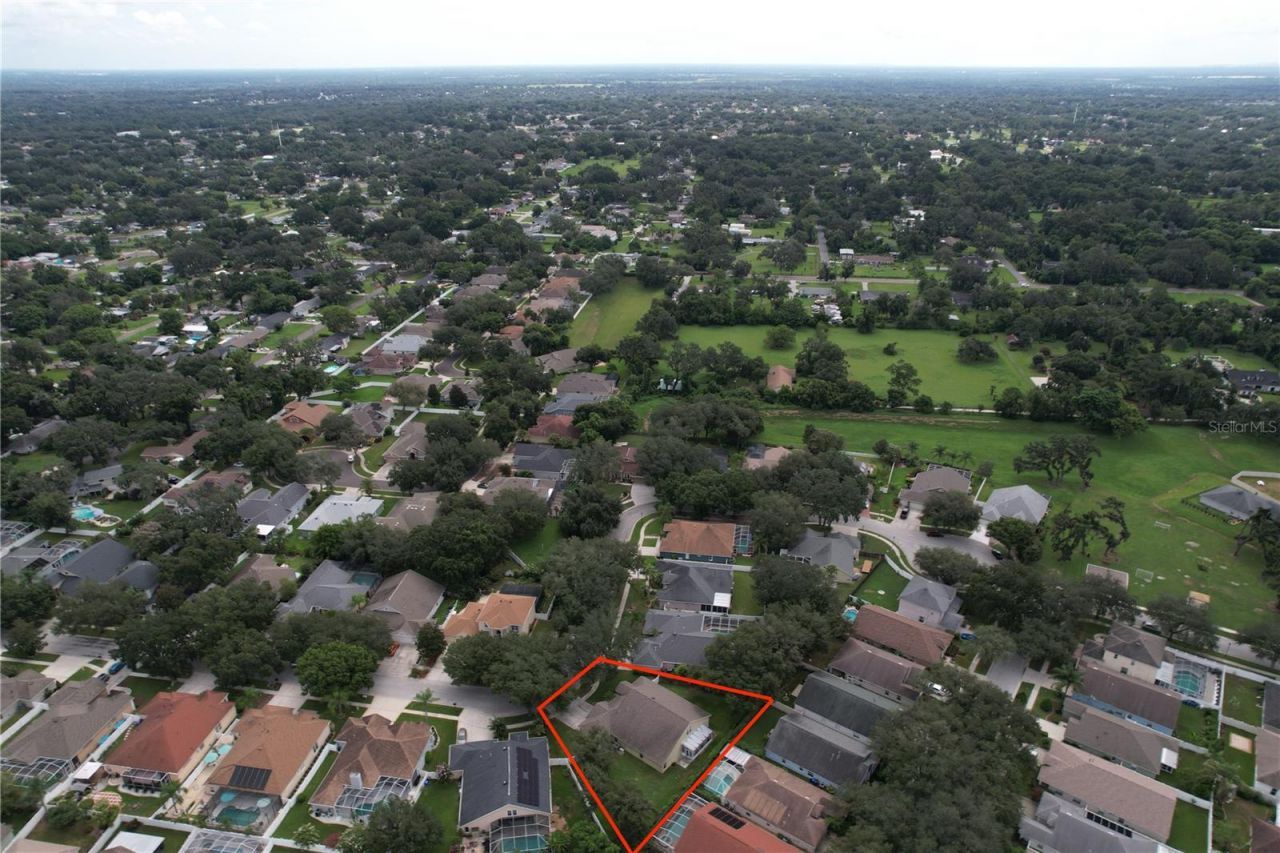 1124 Split Silk Street , Valrico, FL 33594 Photo