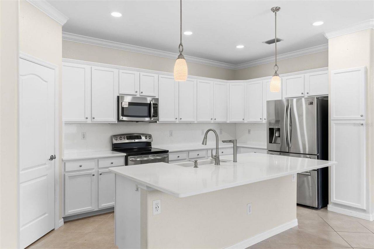 11068 Cherry Laurel Dr., Fort Myers, FL 33912 Photo