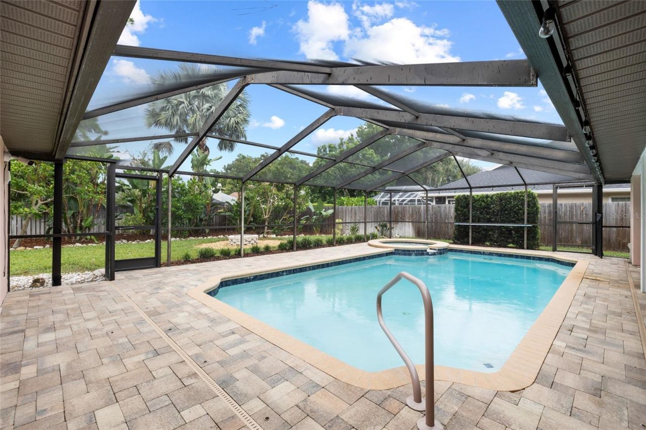 18243 Clear Lake Drive, Lutz, FL 33548 Photo