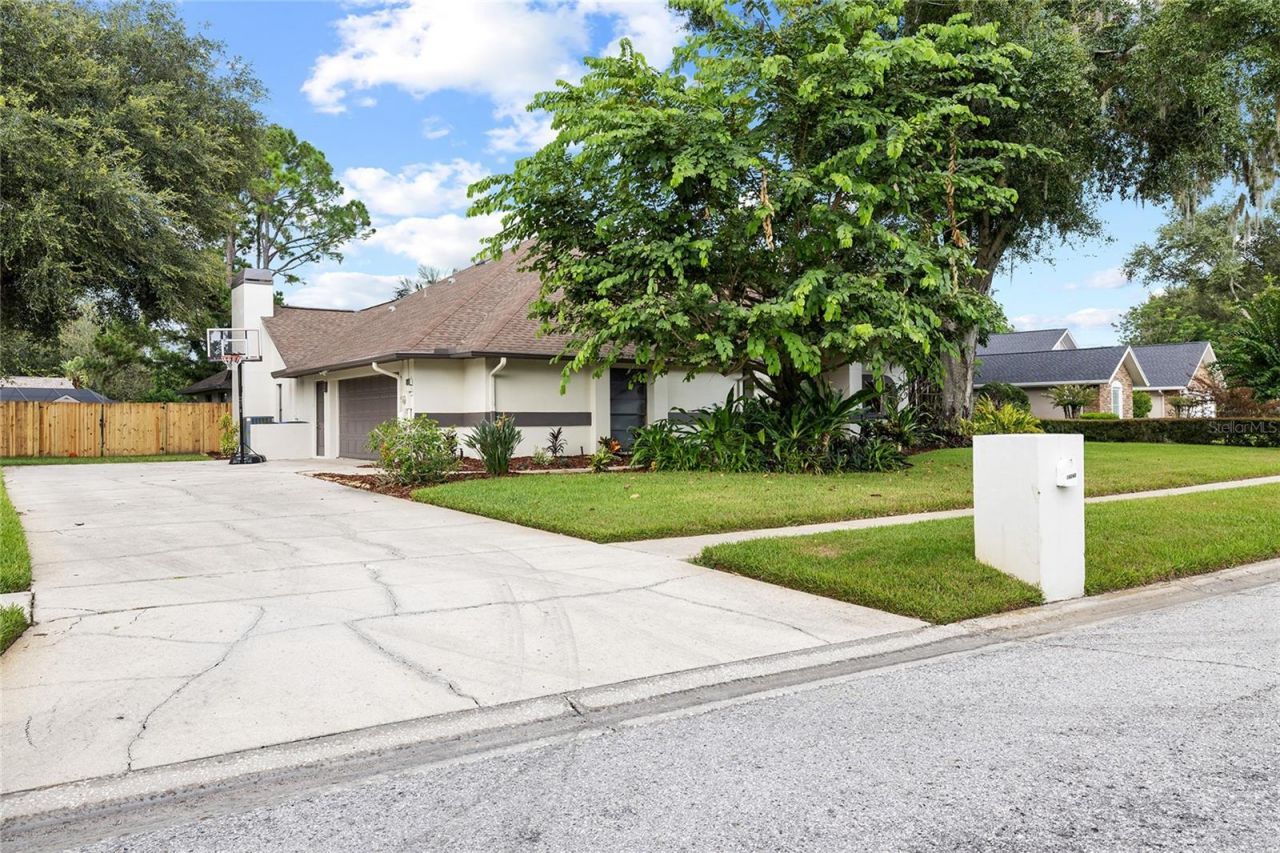 18243 Clear Lake Drive, Lutz, FL 33548 Photo