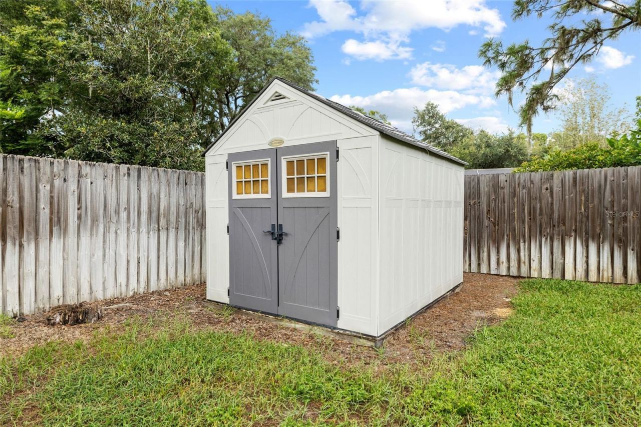18243 Clear Lake Drive, Lutz, FL 33548 Photo