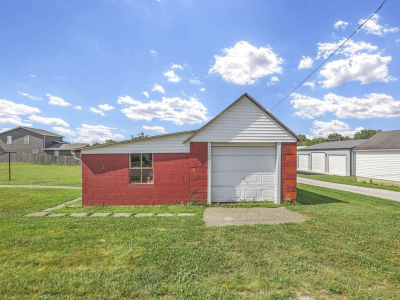 300 Halderman Street, Amanda, OH 43102 Photo 35