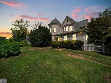 333 OAK AVENUE, SHARON HILL, PA 19079