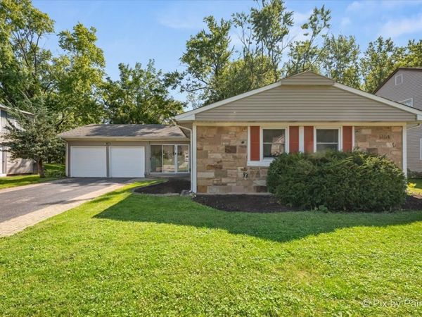 720 Woodhollow Lane , Buffalo Grove, IL 60089