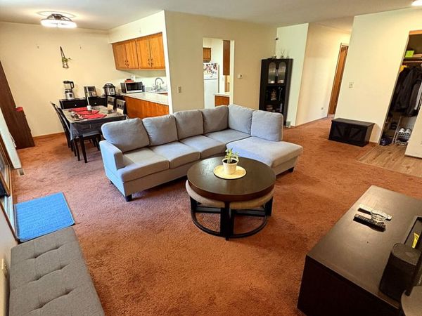 940 Jefferson Avenue , Unit B, Elgin, IL 60120