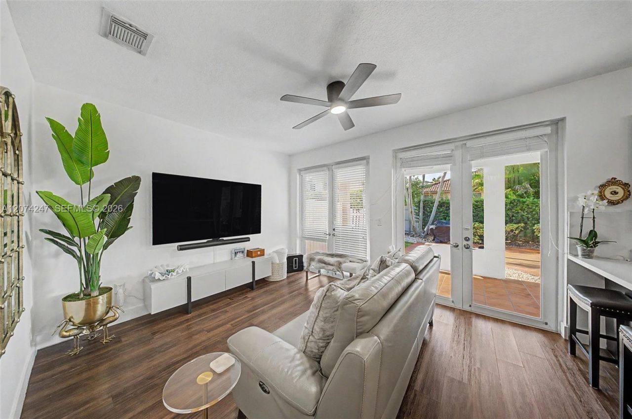 13868 SW 38th Ter, Miami, FL 33175 Photo