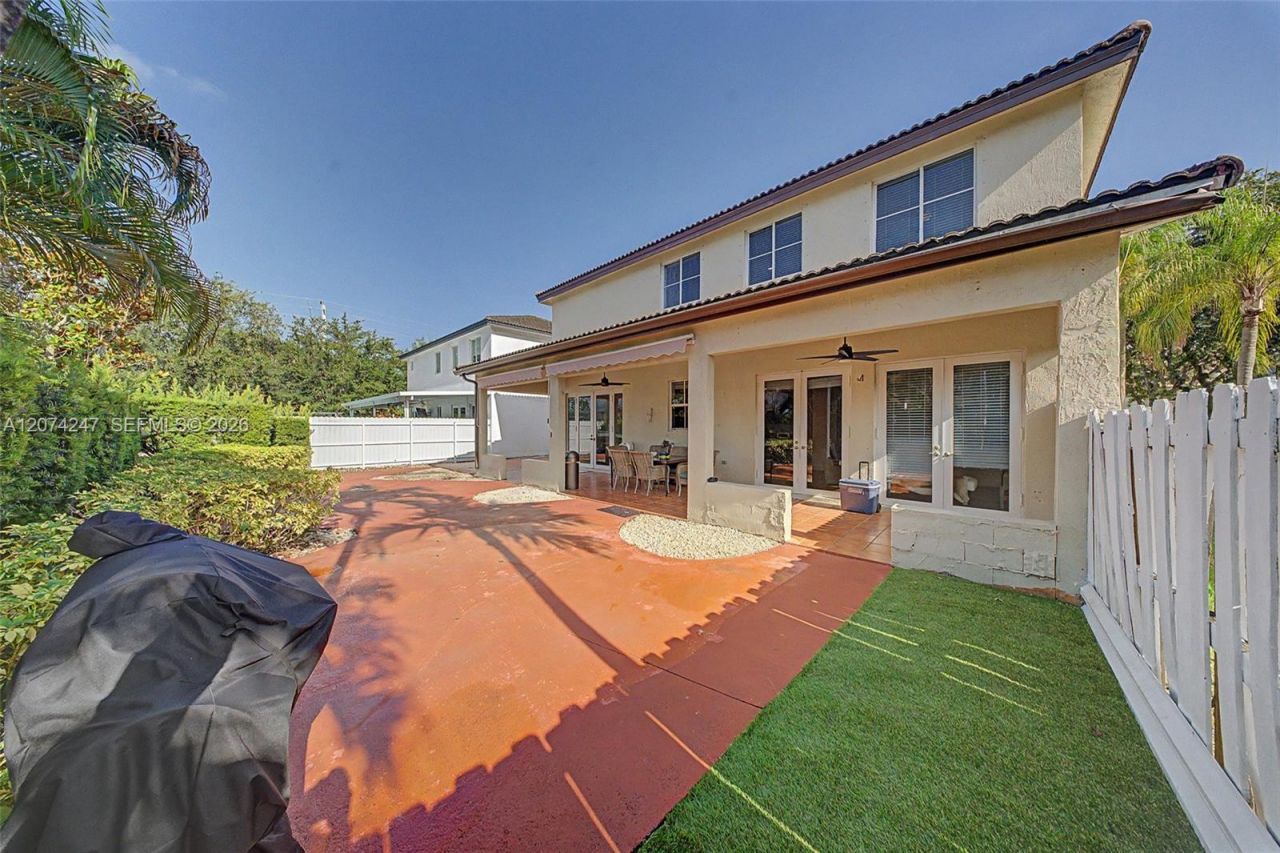 13868 SW 38th Ter, Miami, FL 33175 Photo