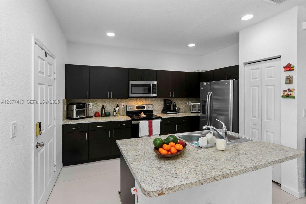 24557 SW 117th Ave , Homestead, FL 33032 Photo