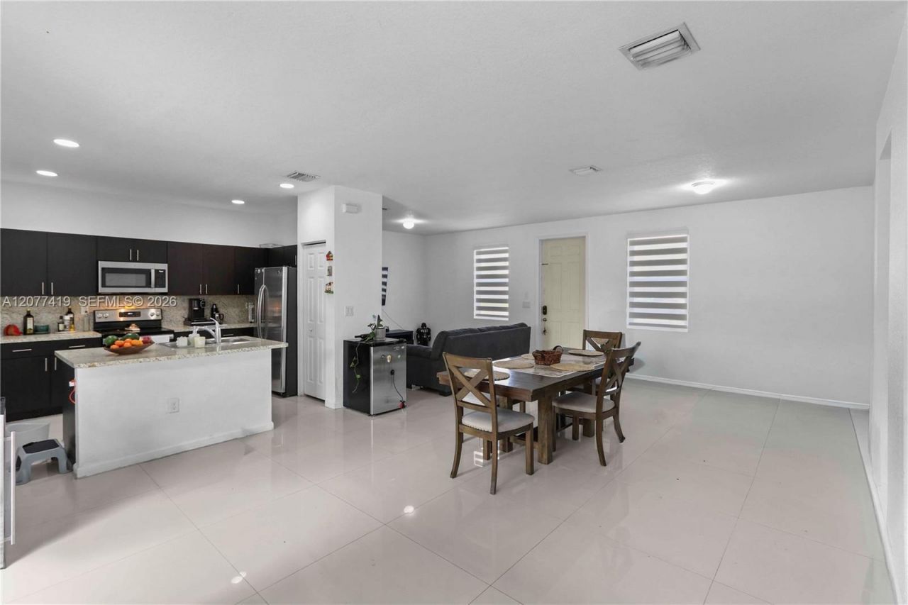 24557 SW 117th Ave , Homestead, FL 33032 Photo