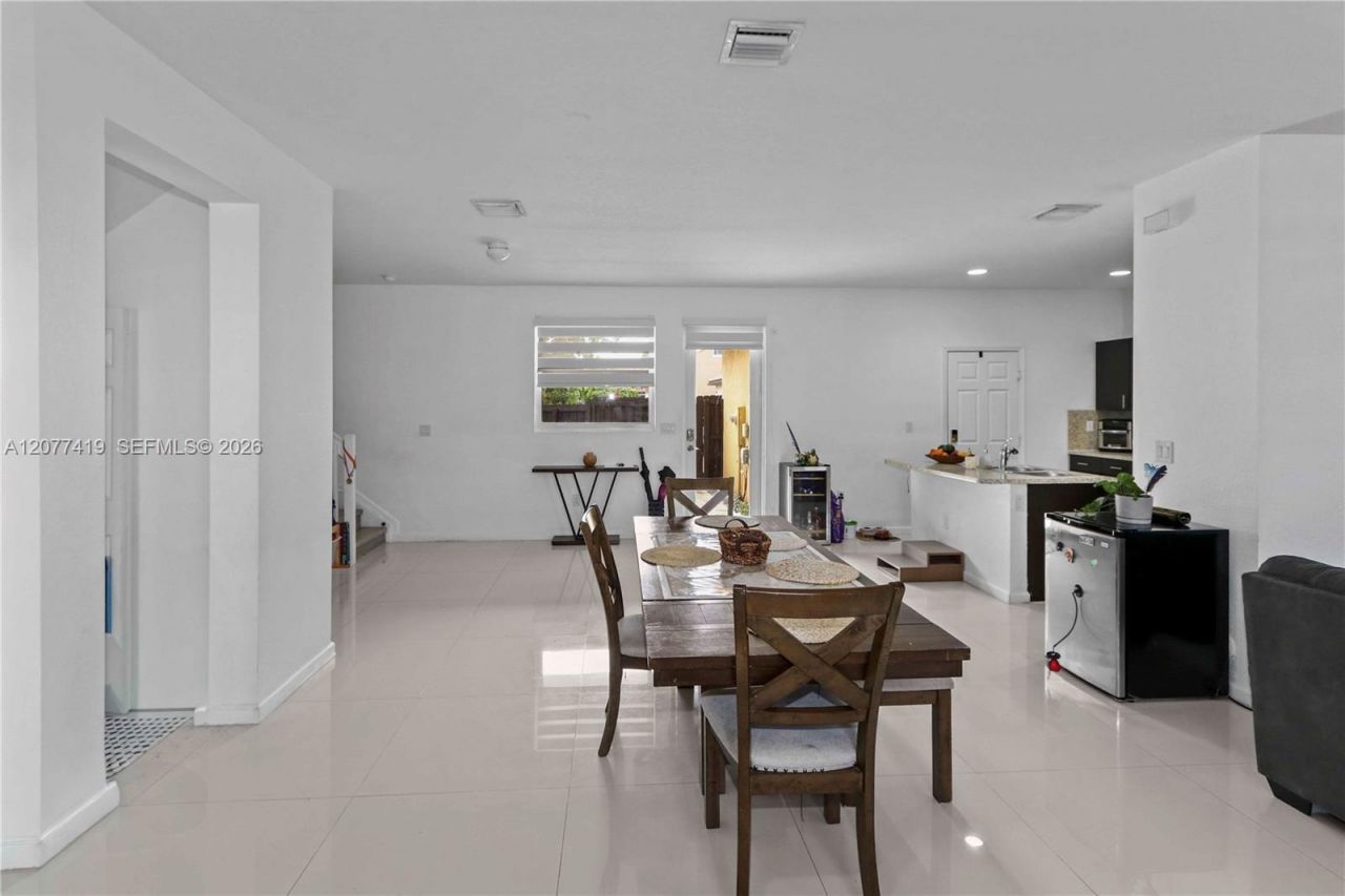 24557 SW 117th Ave , Homestead, FL 33032 Photo
