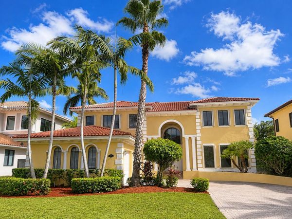 7950 SW 195th Ter, Cutler Bay, FL 33157