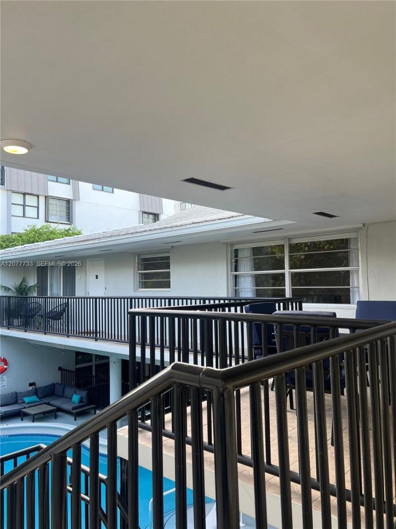 195 Sunrise Dr , Unit 8, Key Biscayne, FL 33149 Photo