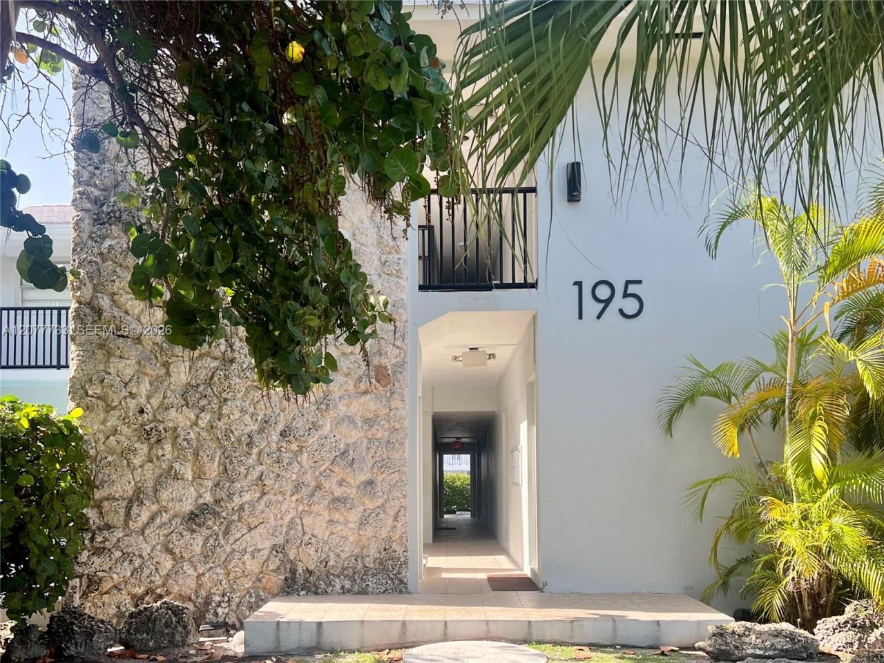 195 Sunrise Dr , Unit 8, Key Biscayne, FL 33149 Photo