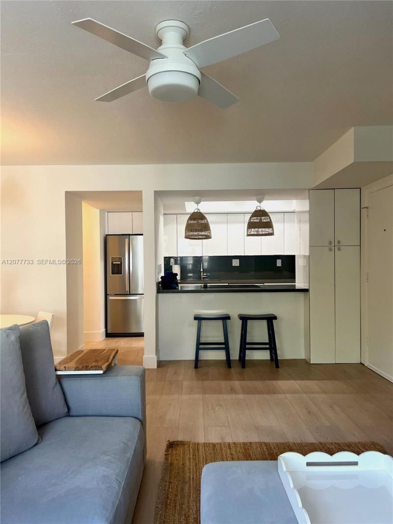 195 Sunrise Dr , Unit 8, Key Biscayne, FL 33149 Photo