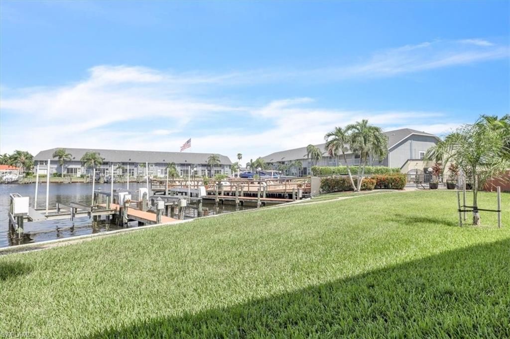 4719 SE 17th Pl, Unit 105, Cape Coral, FL 33904 Photo