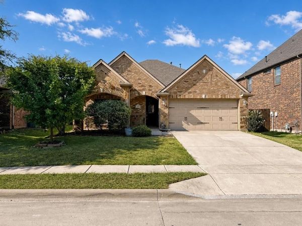 304 Blythe Bridge Road , Roanoke, TX 76262