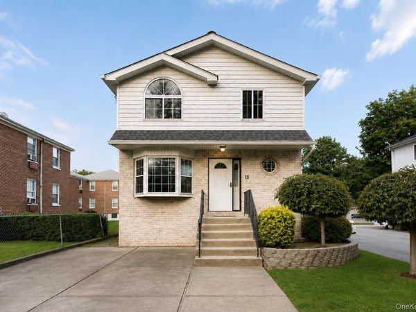 15 Rachel Court, Staten Island, NY 10310