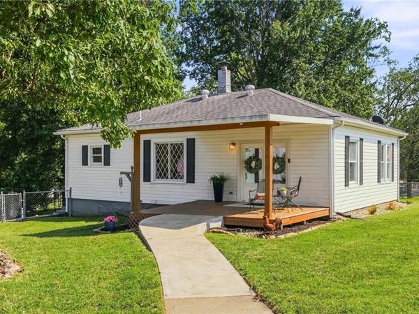 3355 N 115th Street, Kansas City, KS 66109