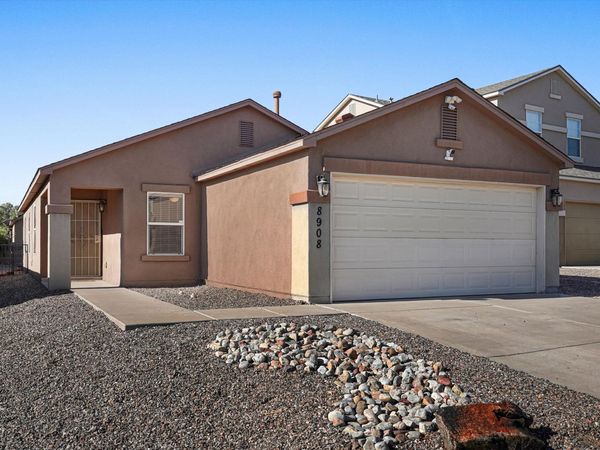 8908 Hatteras Place NW, Albuquerque, NM 87121