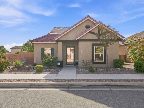 800 Palo Duro Drive, Bernalillo, NM 87004