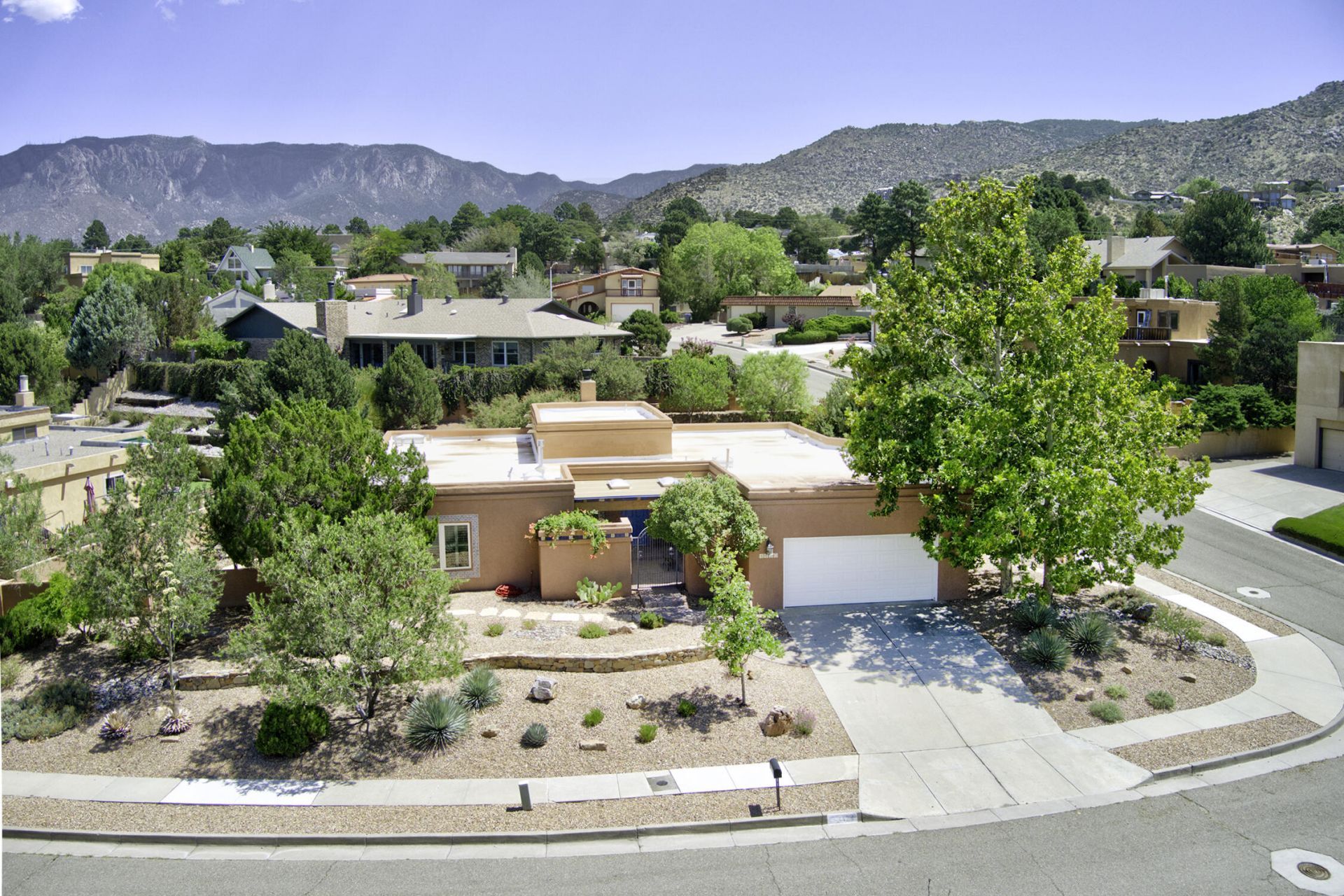4420 Sherre Drive Ne, Albuquerque, NM 87111 Main Photo