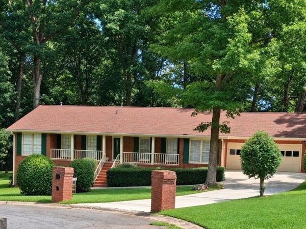 2589 King Circle SE, Conyers, GA 30013