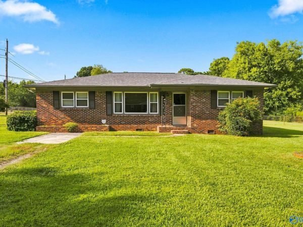 141 Hamaker Street, Decatur, AL 35603