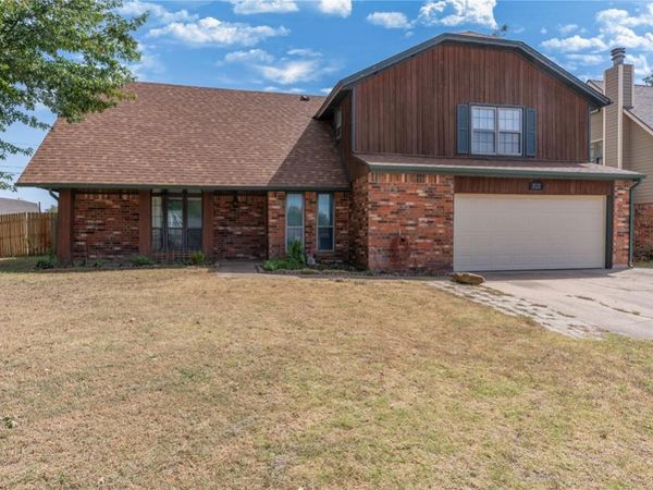 212 Americana Court, Norman, OK 73069