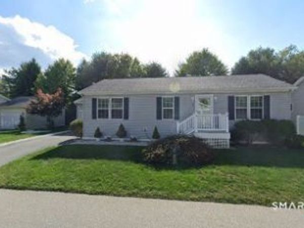 19 Cliff, Ledyard, CT 06339