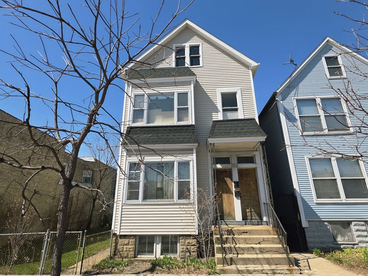 2712 N Western Avenue, Chicago, IL 60647 Main Photo