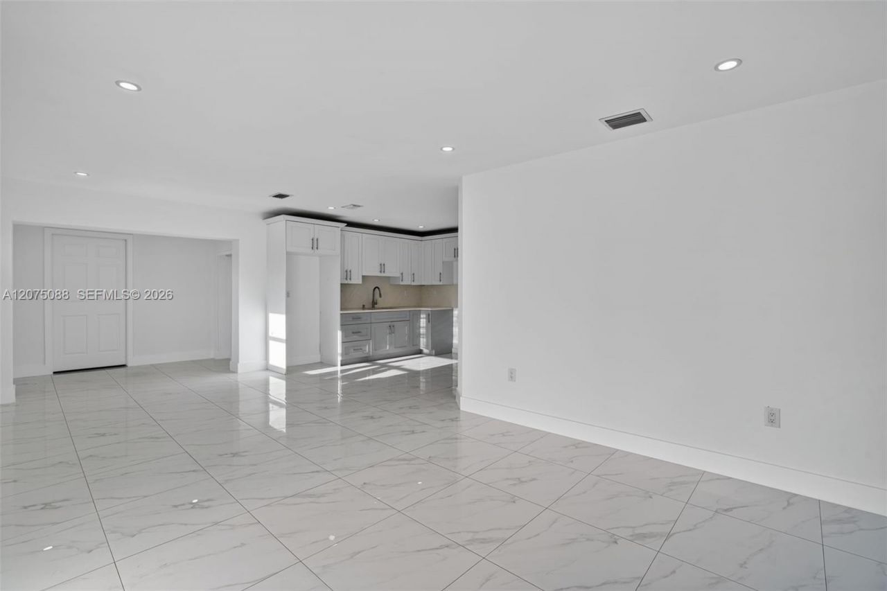 500 SW 121st Ave, Miami, FL 33184 Photo