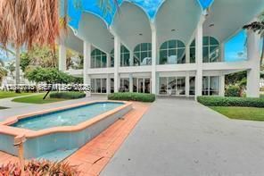 488 NW 165th St Rd, Unit B-412, Miami, FL 33169 Photo