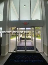 488 NW 165th St Rd, Unit B-412, Miami, FL 33169 Photo