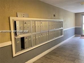 488 NW 165th St Rd, Unit B-412, Miami, FL 33169 Photo