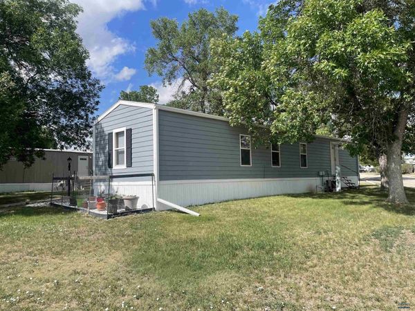 1702 E HWY 44, Rapid City, SD 57703
