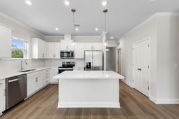 2312 Spring Rise Dr photo 4