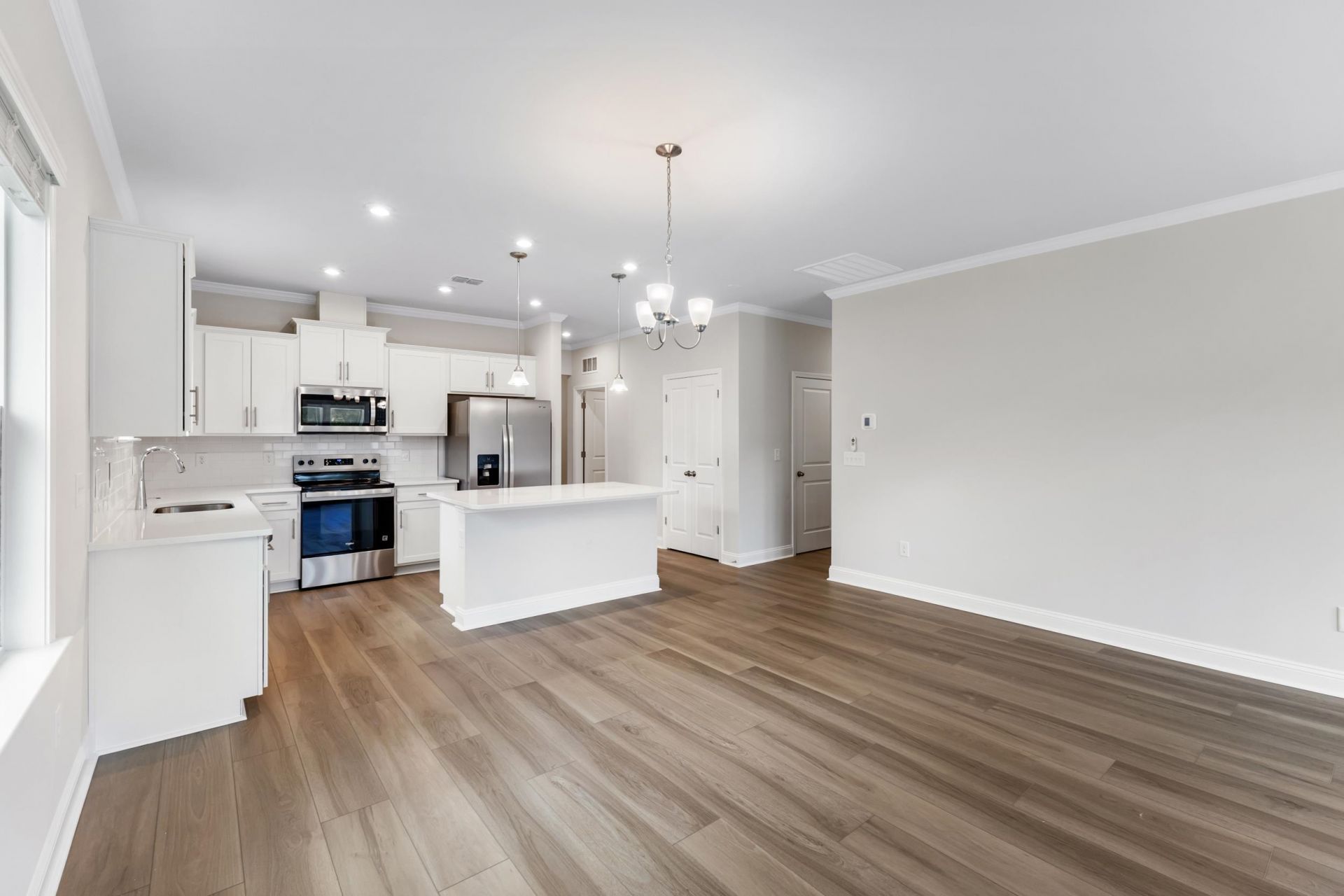 2312 Spring Rise Dr Photo 6