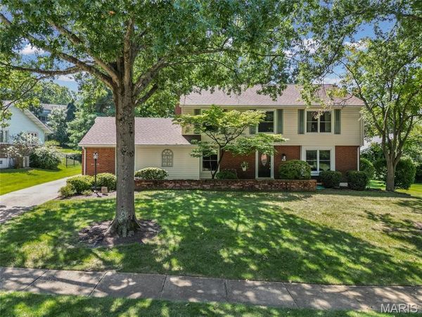 480 Maymont Drive, Ballwin, MO 63011