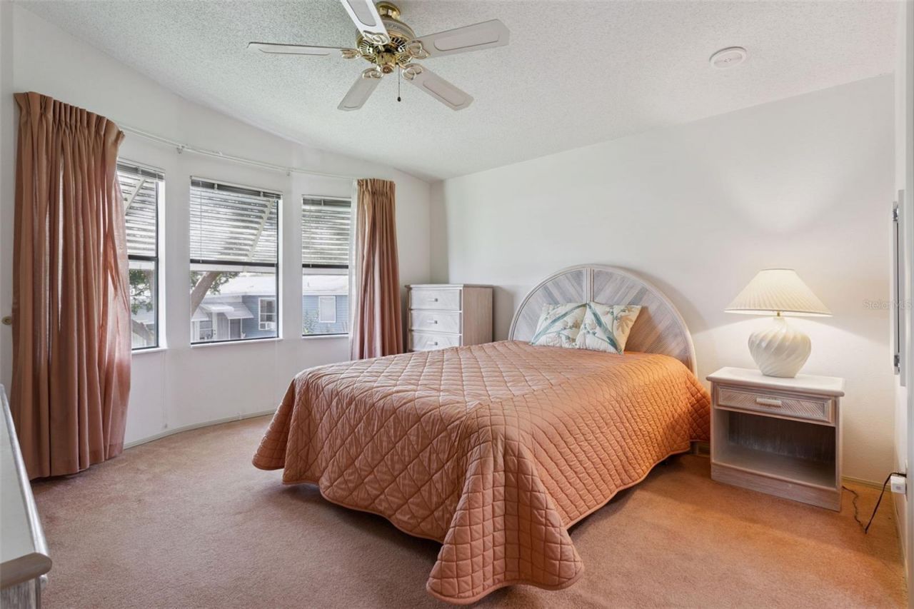 1615 Pinehurst Drive , Lady Lake, FL 32159 Photo