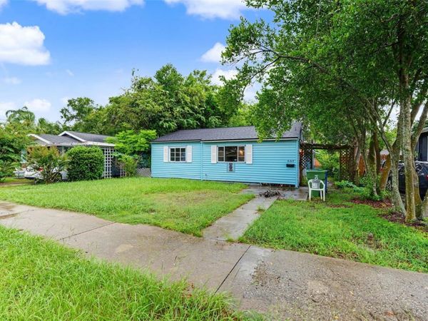 6317 N CENTRAL AVENUE , TAMPA, FL 33604