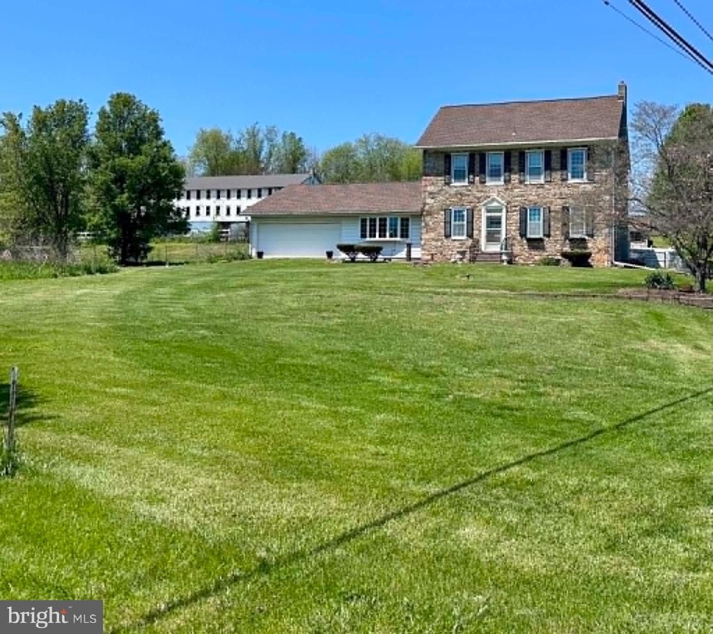 107 JALAPPA ROAD , HAMBURG, PA 19526