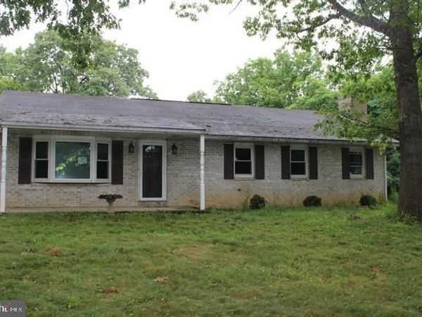 63 CARPENTER LANE , NEWBURG, PA 17240