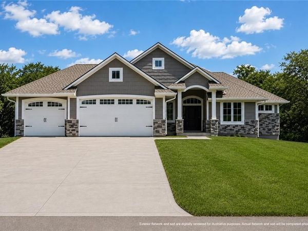 12215 S Eagle Crest Drive, Lee's Summit, MO 64086