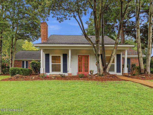 110 Honeysuckle Lane, Ridgeland, MS 39157
