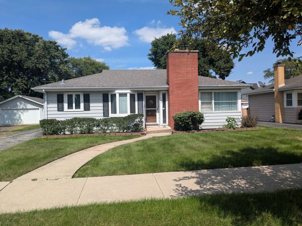 189 E Madison Street , Elmhurst, IL 60126