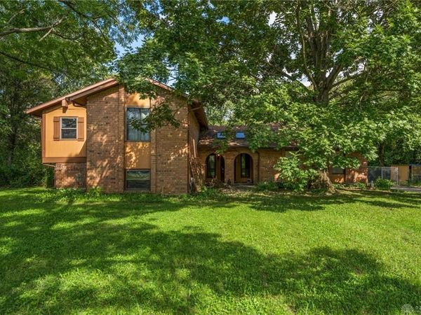 7330 Silver Lane, Butler Township, OH 45414