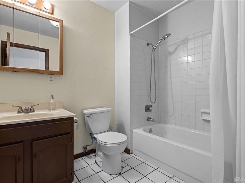 7330 Silver Lane, Butler Township, OH 45414 Photo 31